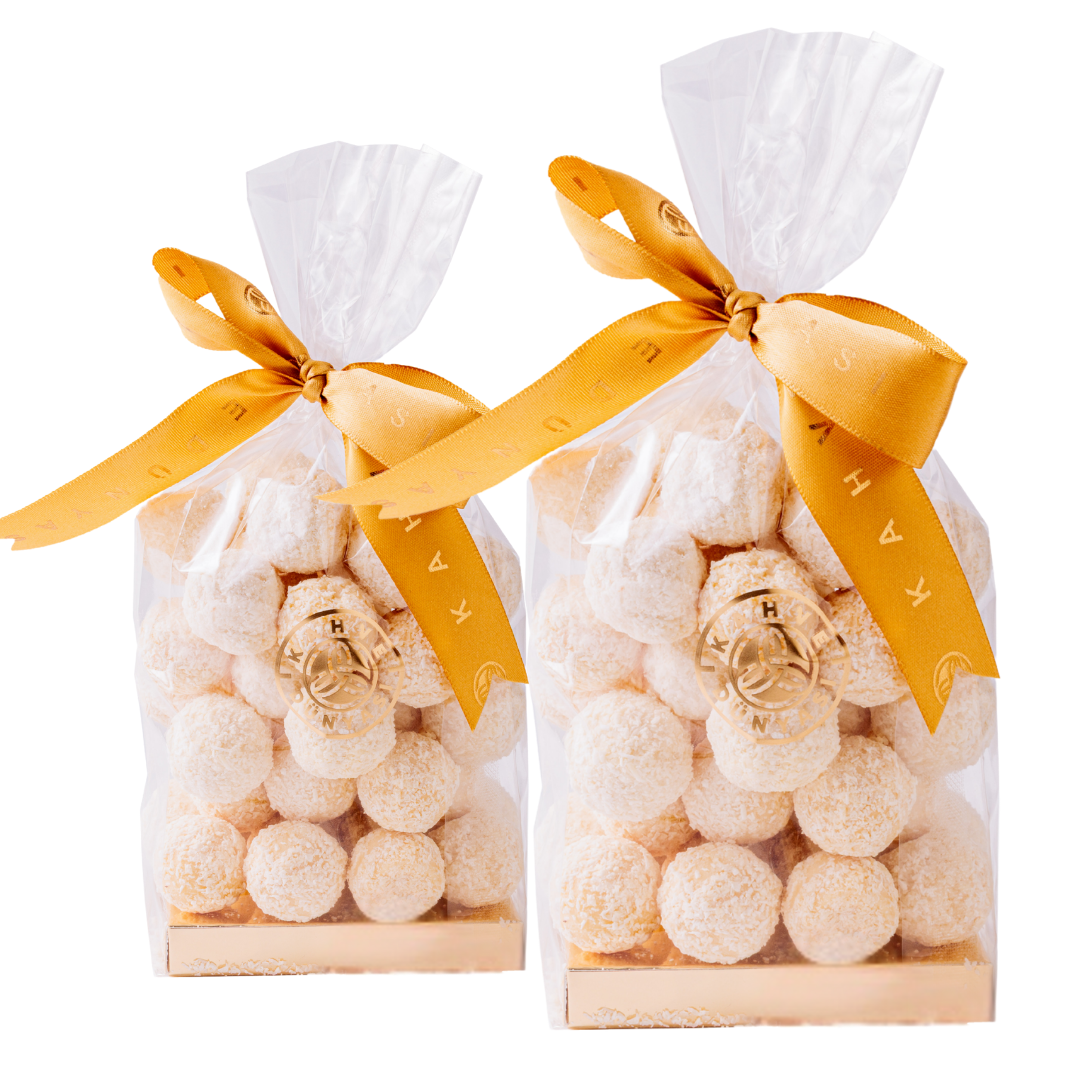 White Chocolate with Coconut flakes Truffle