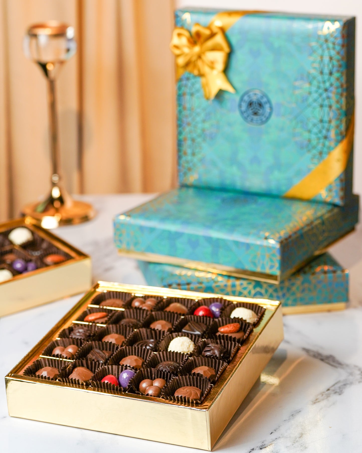 Luxury Medium Gift Box - Elite 25